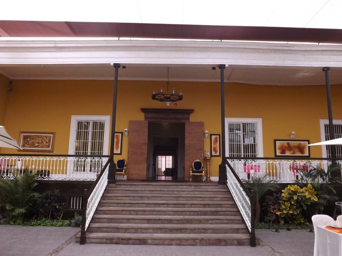 Hotel Colonial Трухільйо Екстер'єр фото