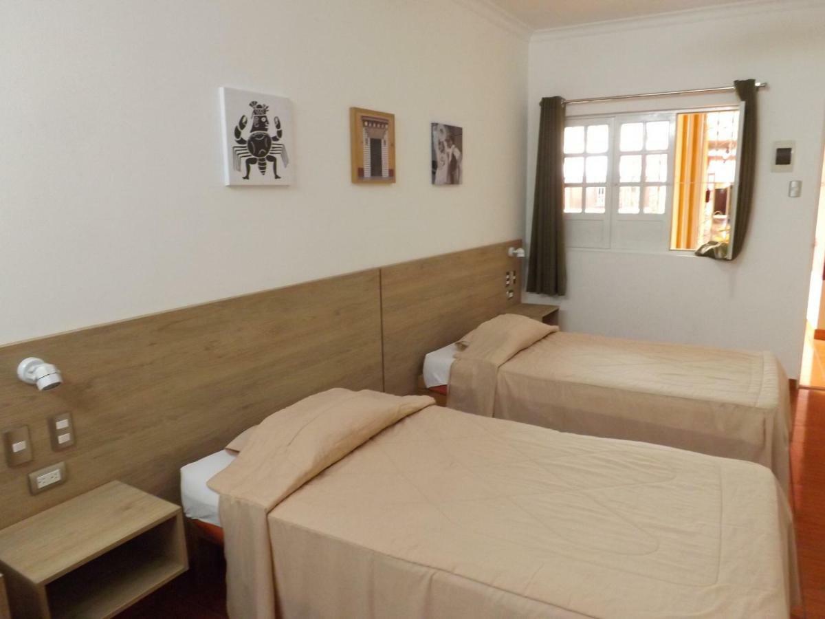 Hotel Colonial Трухільйо Екстер'єр фото