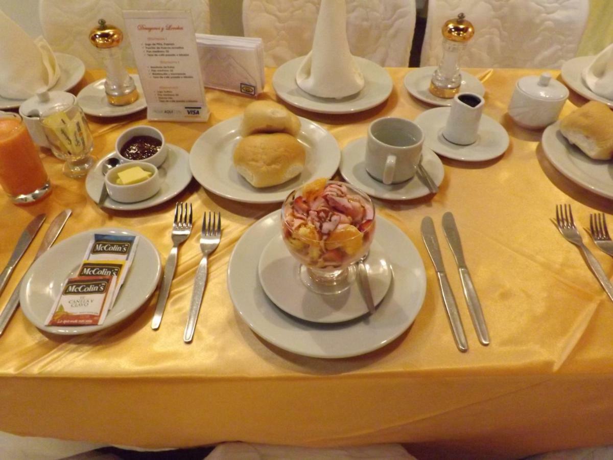 Hotel Colonial Трухільйо Екстер'єр фото